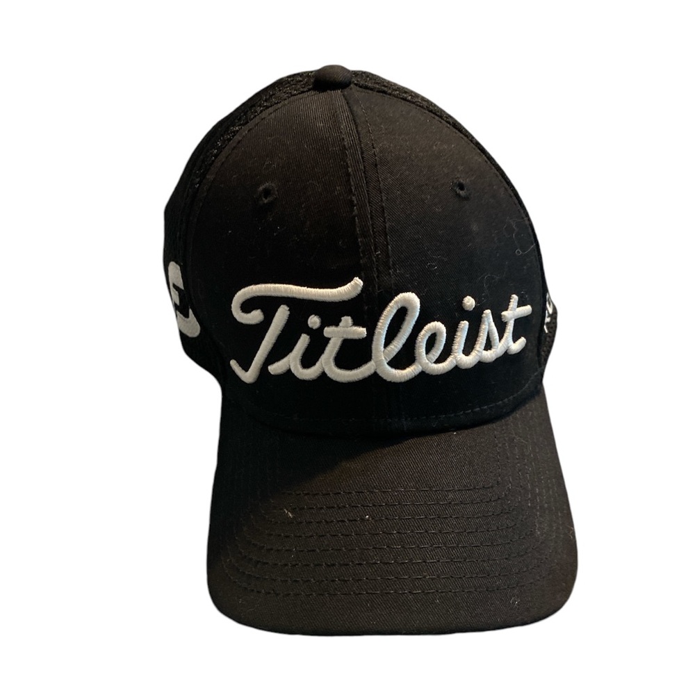 Titleist Golf hat by New Era FJ Pro V1 Emblem Size Small Medium Performance